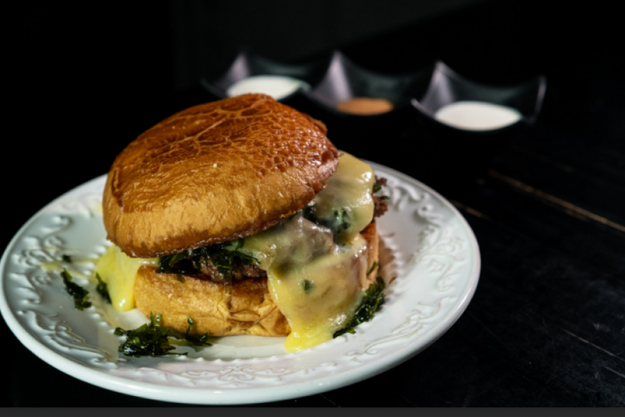 Desconto em Rotisserie 🍔 Burguer e Pizzaria🍕 - Primeira Mesa